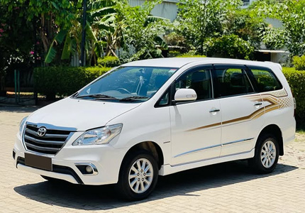 Best Car Rental Services with Professional Drivers